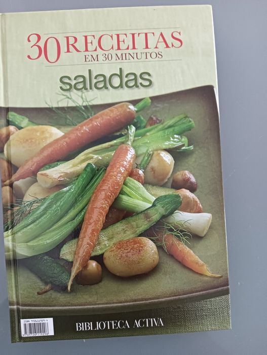 Saladas	Coleção 30 receitas em 30 minutos Biblioteca ativa		Como Novo!