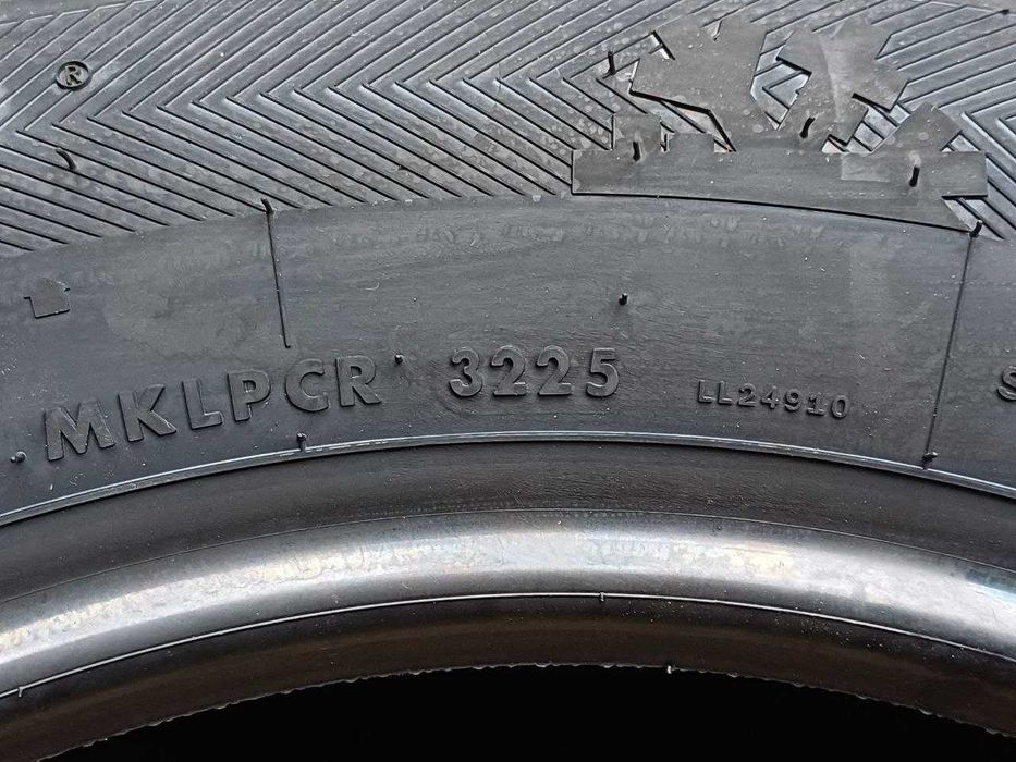 Нові зимові Leao 215/65 R16 [98]T WINTER DEFENDER Ice I-15 SUV