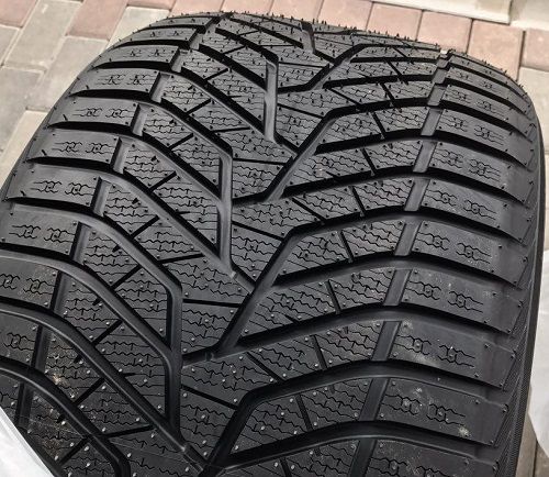 Купити зимові шини гуму резину покришки 235/50 R19 доставка підбір шин