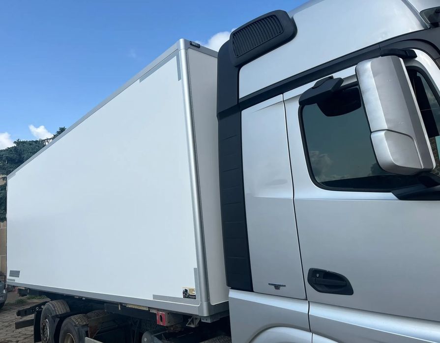 Zabudowa BDF, Izoterma ,Chłodnia