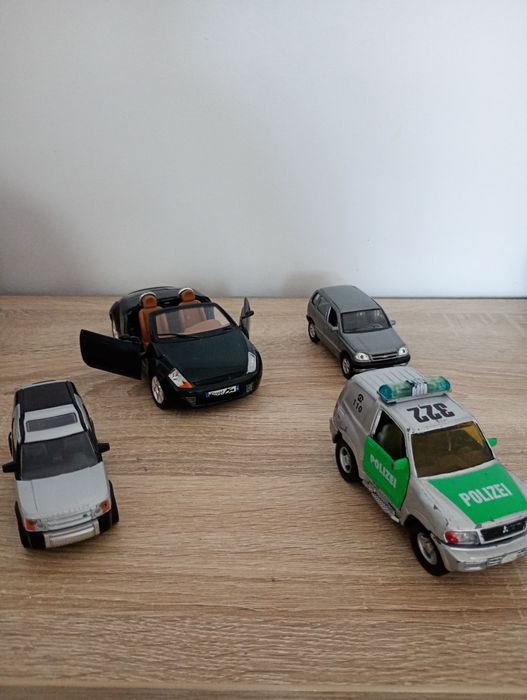 Autka skala 1:43 ford ka 1:24