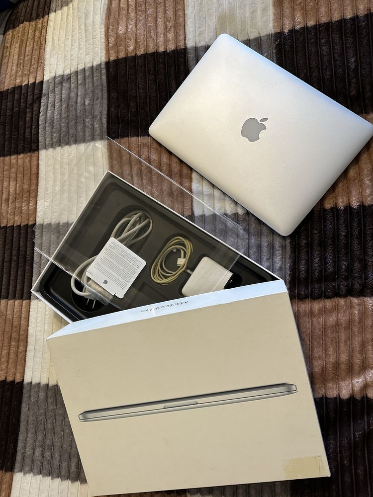 MacBook Pro 13 2015року