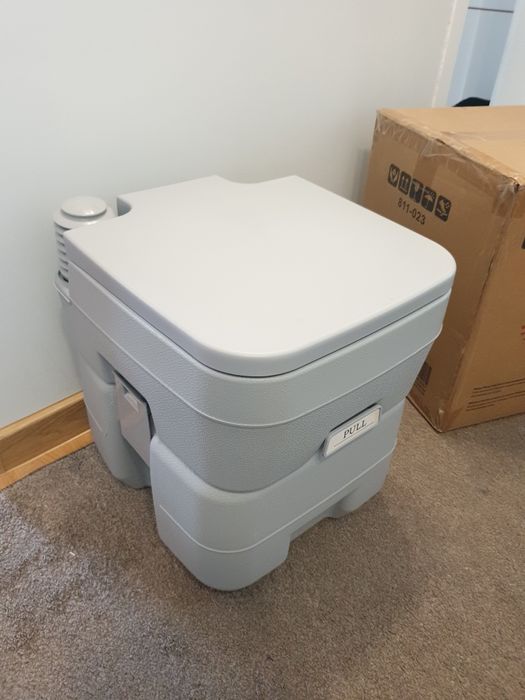 Toaleta turystyczna nowa nigdy nie użyta