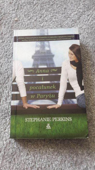 Książka młodzieżowa "Anna i pocałunek w Paryżu"