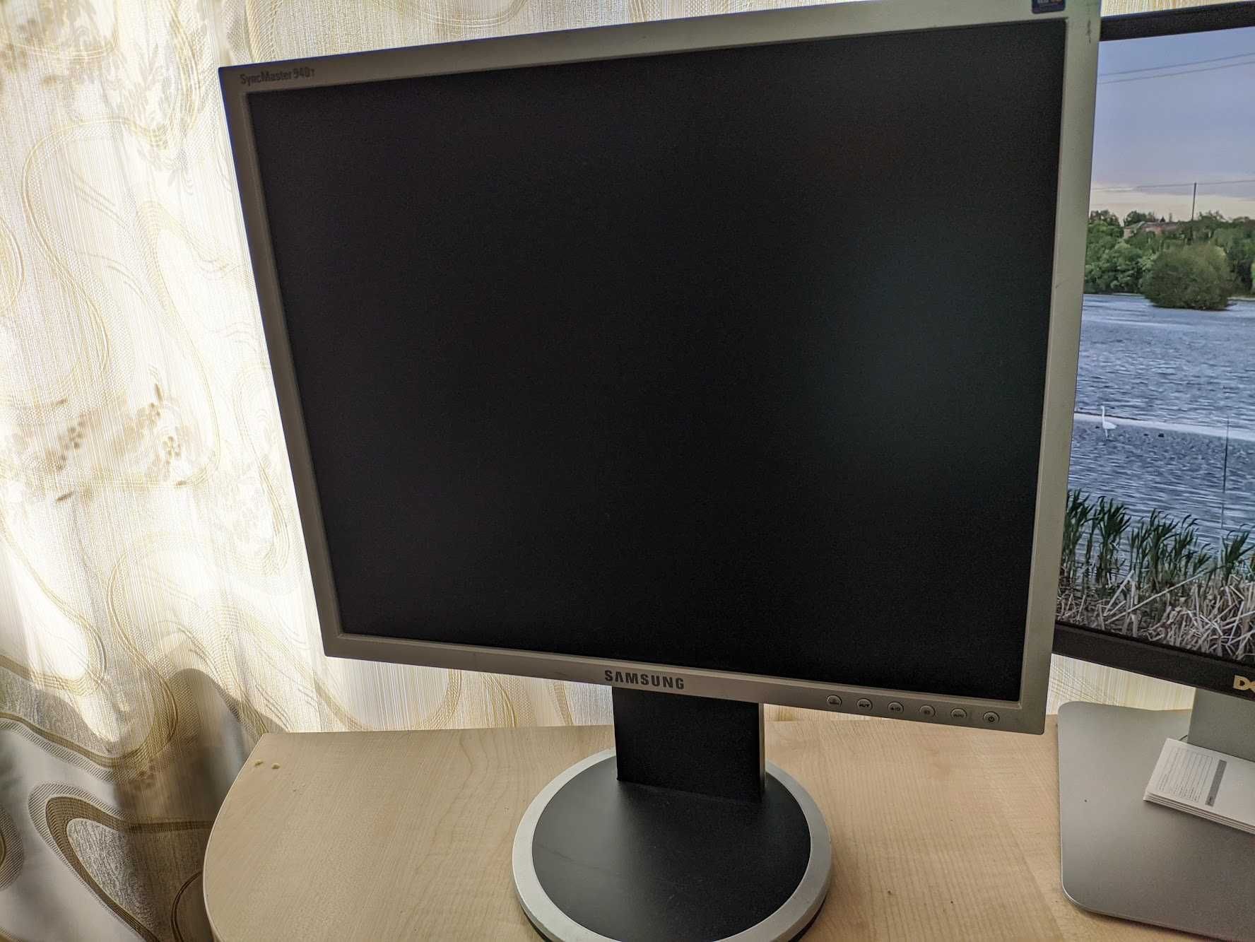 Монітор Samsung 940t