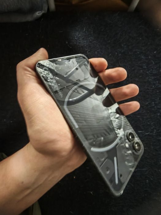 Nothing phone 1 повністю робочий