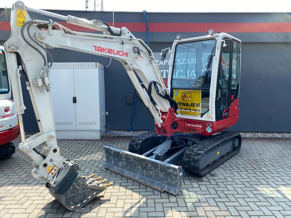Takeuchi TB 235-2 V3  Pierwszy właściciel, idealny stan.
