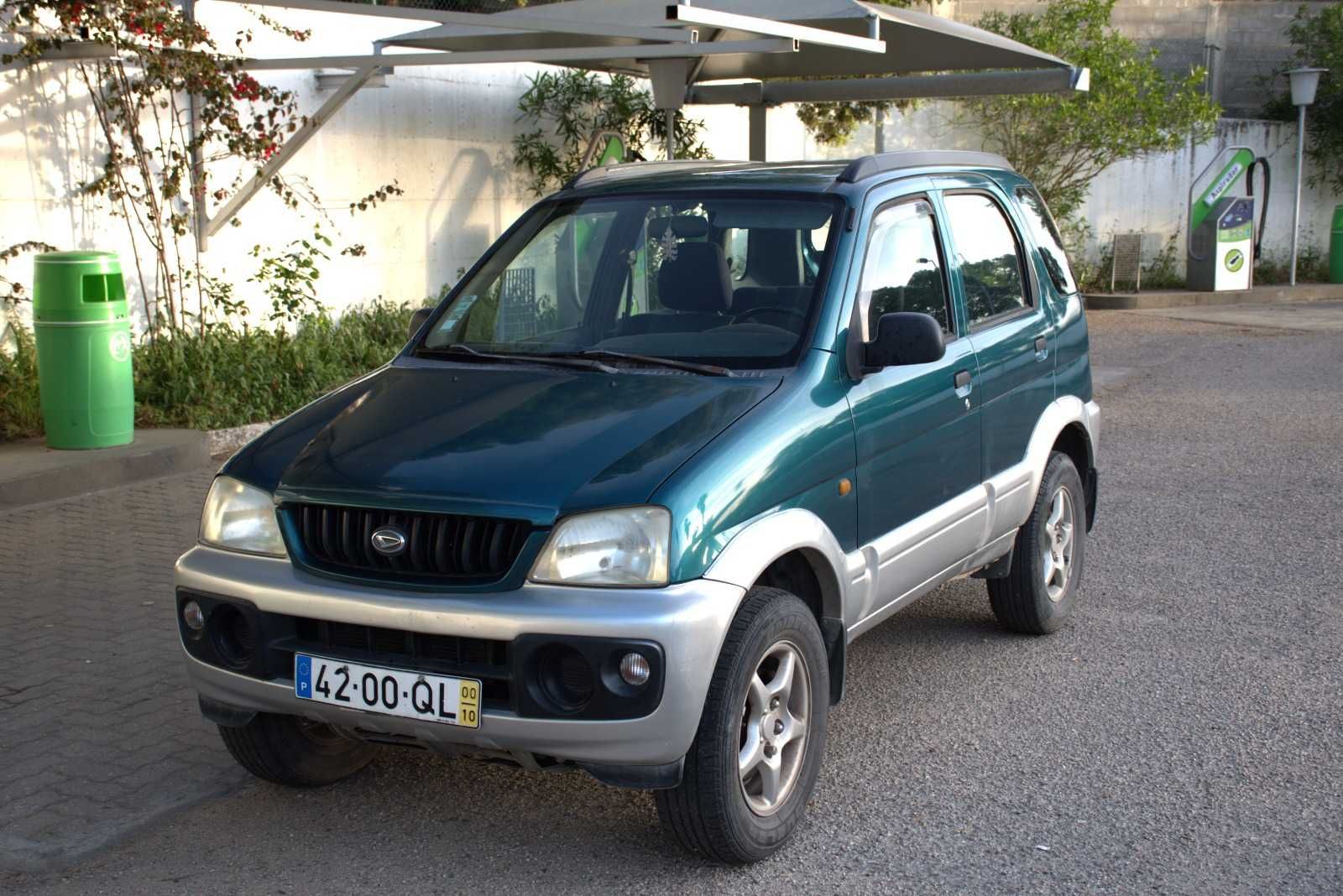 Daihatsu Terios 2000 (4x4) - 2500€ (Negociável)