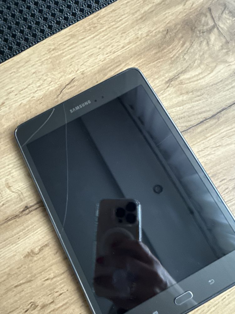 Tablet uszkodzony