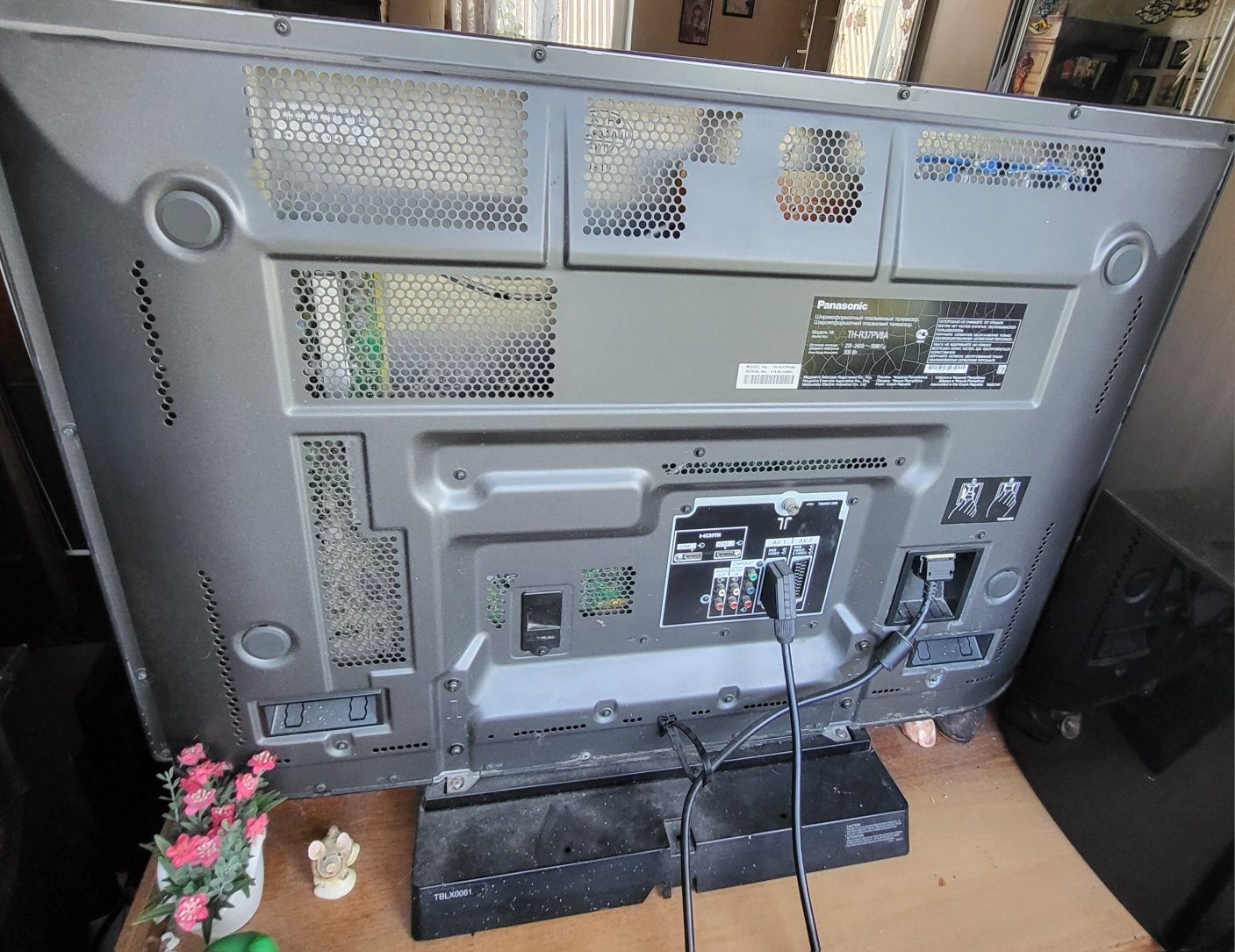 СРОЧНО. Panasonic TH-R37PV8A.