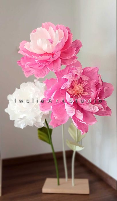Kwiaty giganty z krepiny 2 sztuki - same głowy 50 cm średnicy