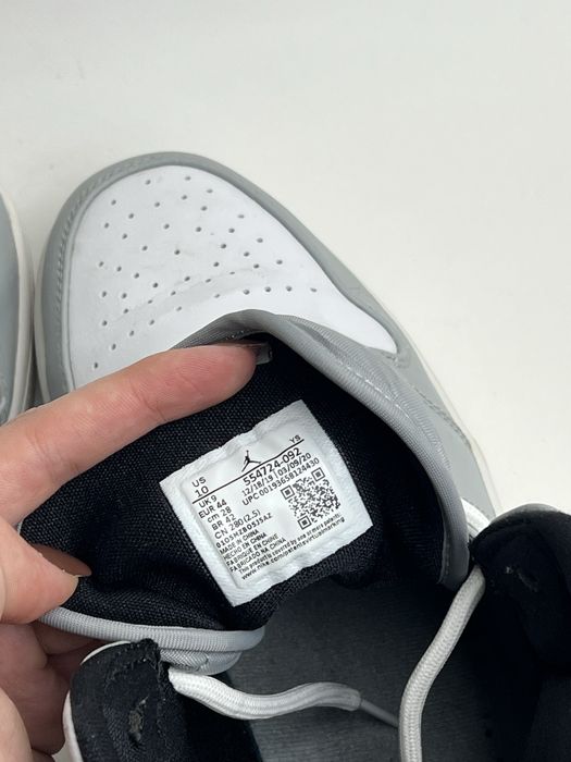 Nike Air Jordan 1 mid light smoke grey