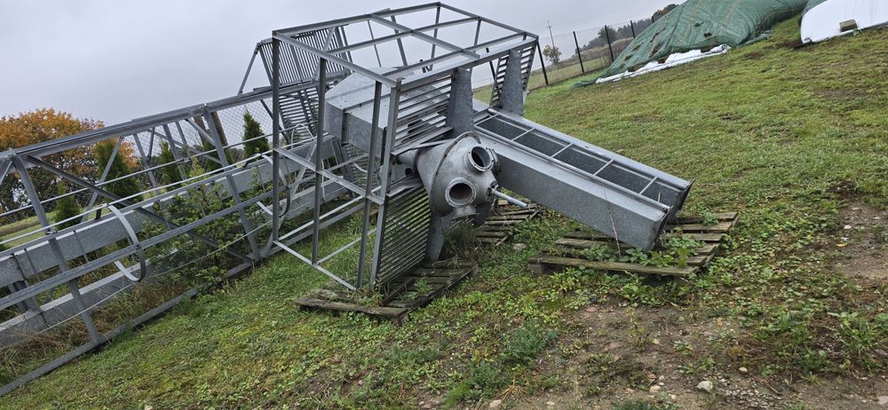 Przenośnik podajnik kubełkowy