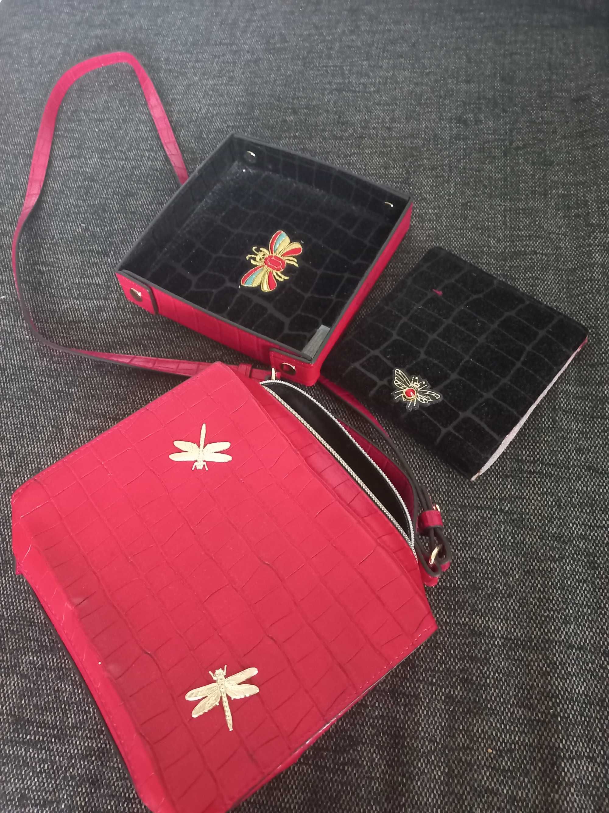Torebka na ramię Estee Lauder czerwona wraz z lusterkiem