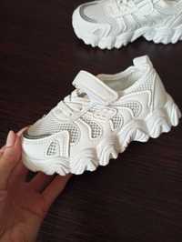 Кросівки 17см, білі легкі літні кросівки для дівчинки
