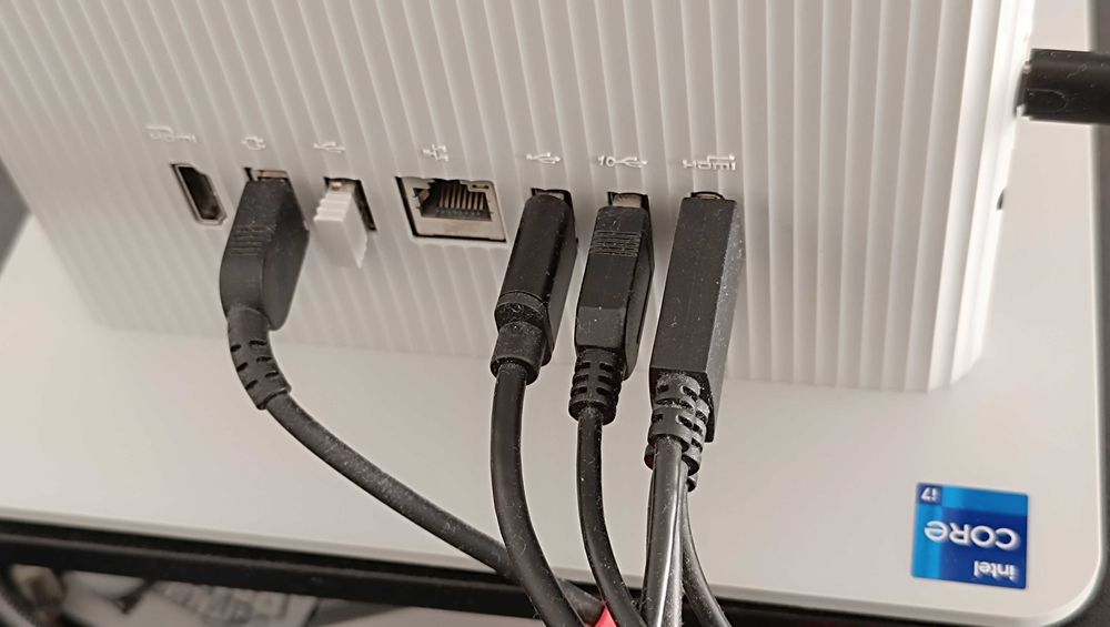 Lenovo AIO IdeaCentre 27IRH9-817 - I7 13620H - 32GB RAM - 1TB SSD