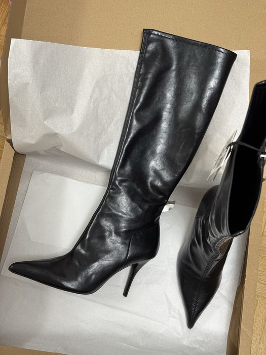 ZARA | Шкіряні чорні чоботи на підборах (9,5 см) Ботфорти