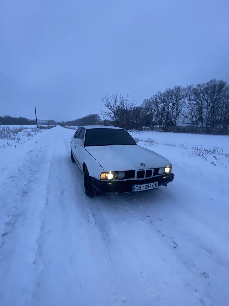 Продам bmw e34