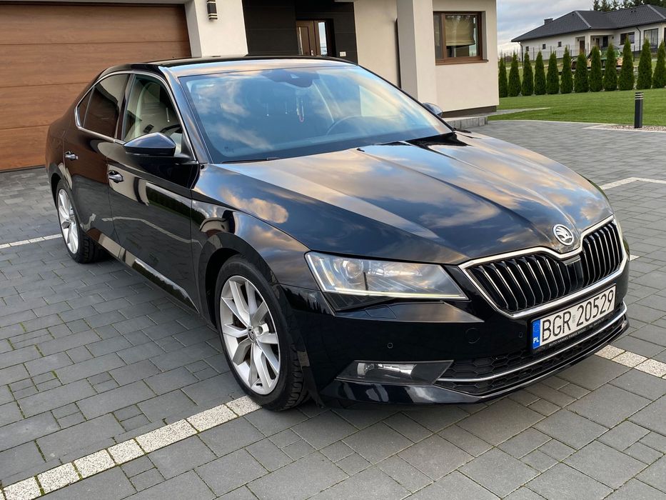 Skoda Superb Pierwszy właściciel Full Opcja