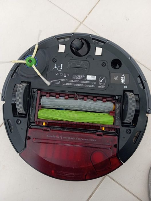 A precisar de uma mão na limpeza? Aspirador Roomba e a solução