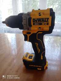 Новий та оригінальний шуруповерт DeWalt dcd800