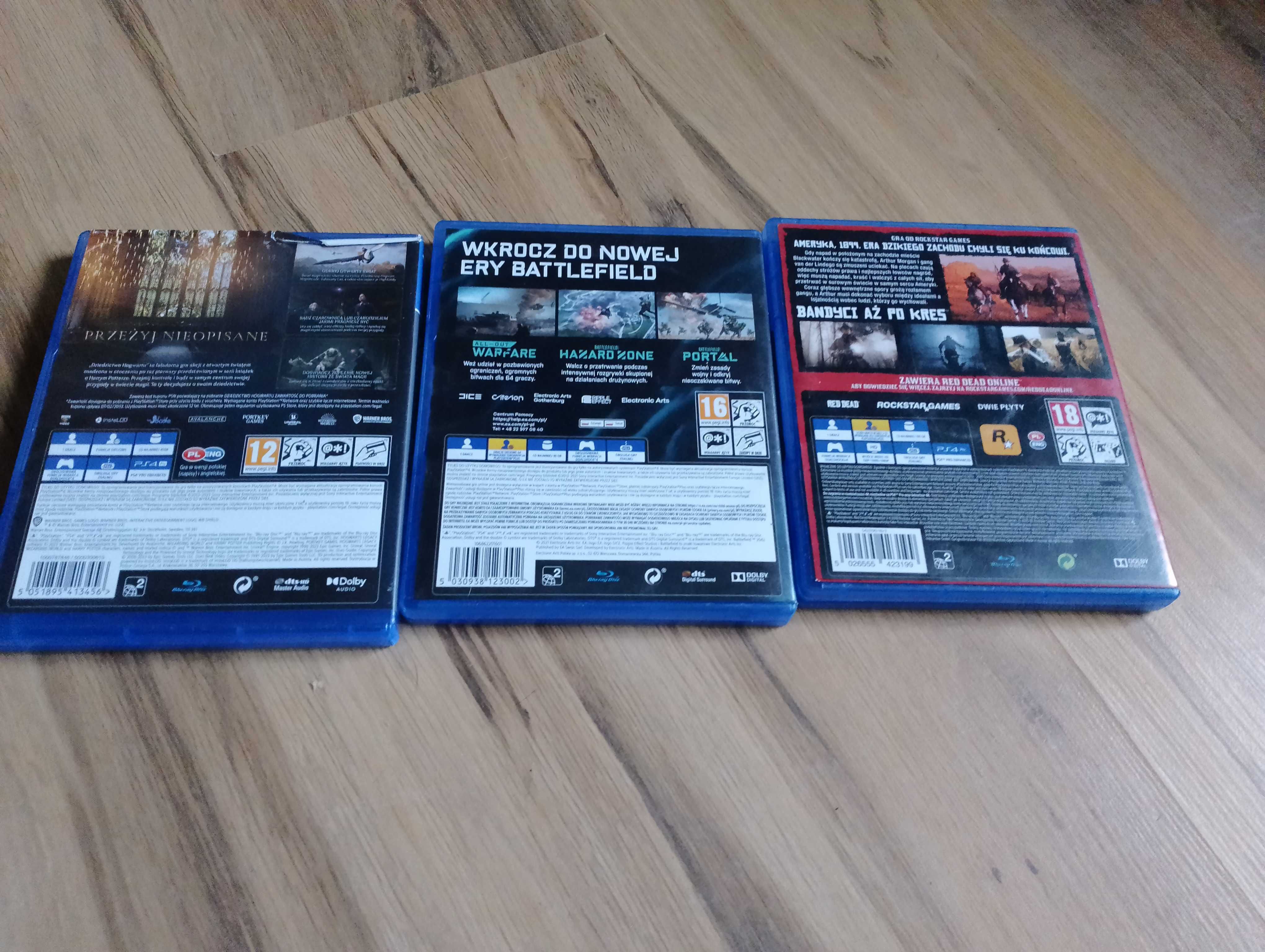 Gry na konsolę PS4 . Stan idealny.