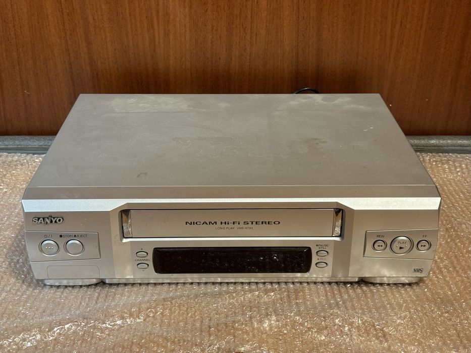 Leitor Gravador VHS Sanyo