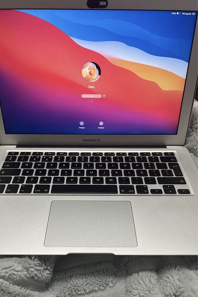 MacBook Air 13 com caixa