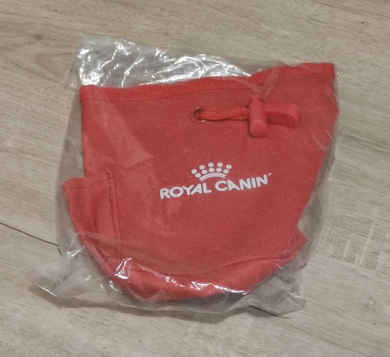 Saszetka na smaczki Royal Canin dla psa