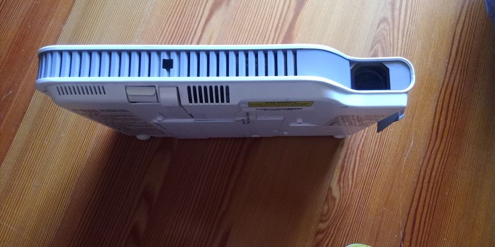 Retroprojetor Casio XJ-A241