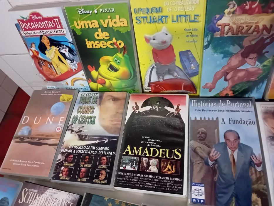 Conjunto de 28 Cassetes Vhs Diversas