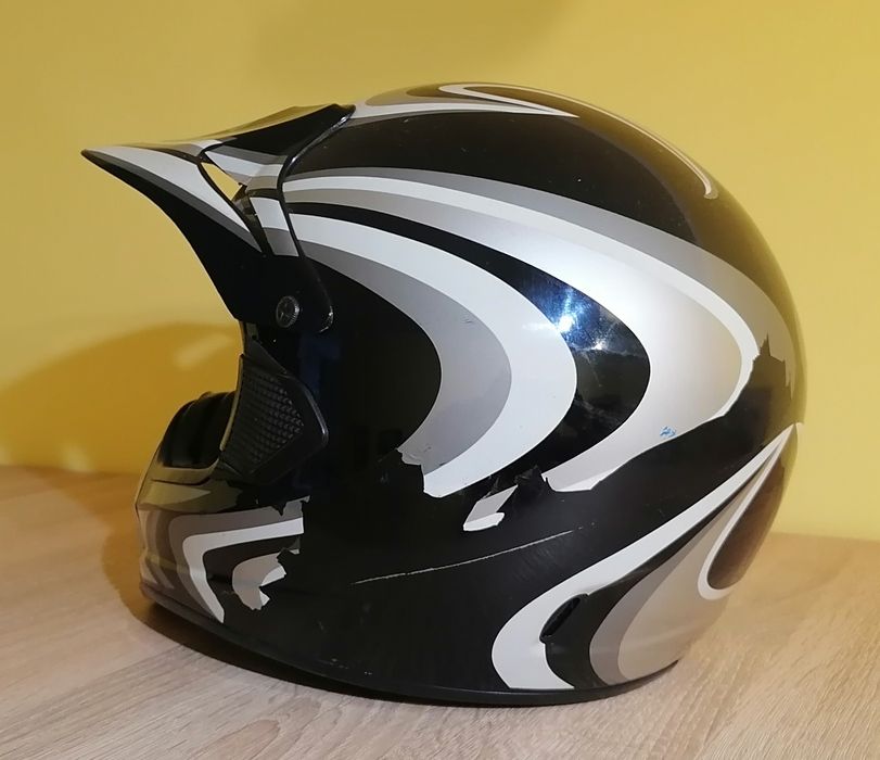 Kask oddam małolatowi