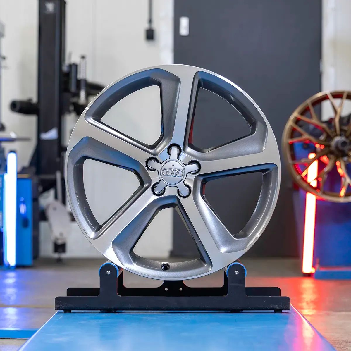 NOWE Felgi Audi 20 A4 A5 A6 A7 A8 Q3 Q5 SQ5 Q7 TT