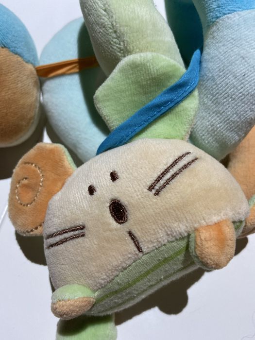 Brinquedo para ovo ou carrinho de bebe