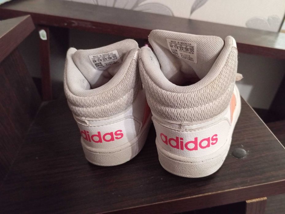 Кросівки Адідас, хайтопы, оригінал, кроссовки Адидас оригинал.Стан як