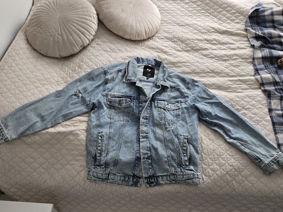 kurtka jeansowa młodzieżowa