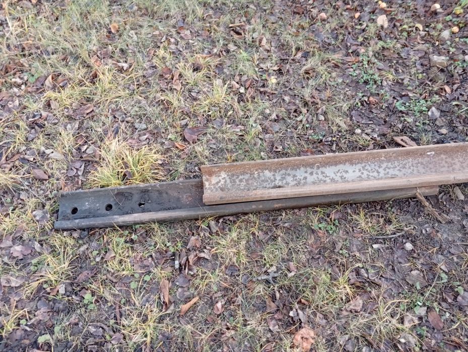 Продам рельсы 3 куска 1.60м, 1.70м и 1.80 и 1.80