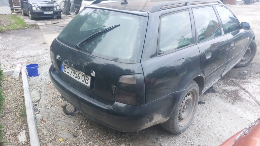 Audi A4 B5 2.5tdi 6 ступка 2000р рестайлінг