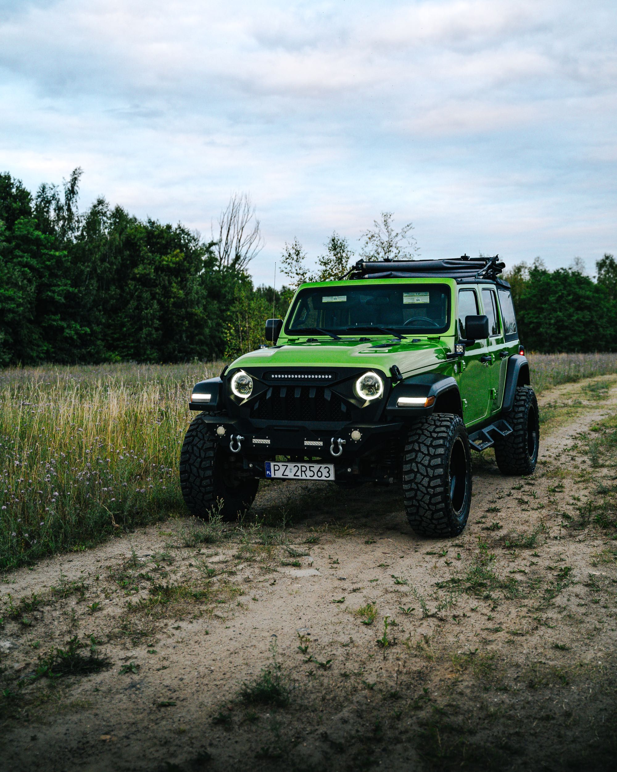 Wynajem Jeep Wrangler Unlimited V6 4x4 bez kaucji wypożyczalnia