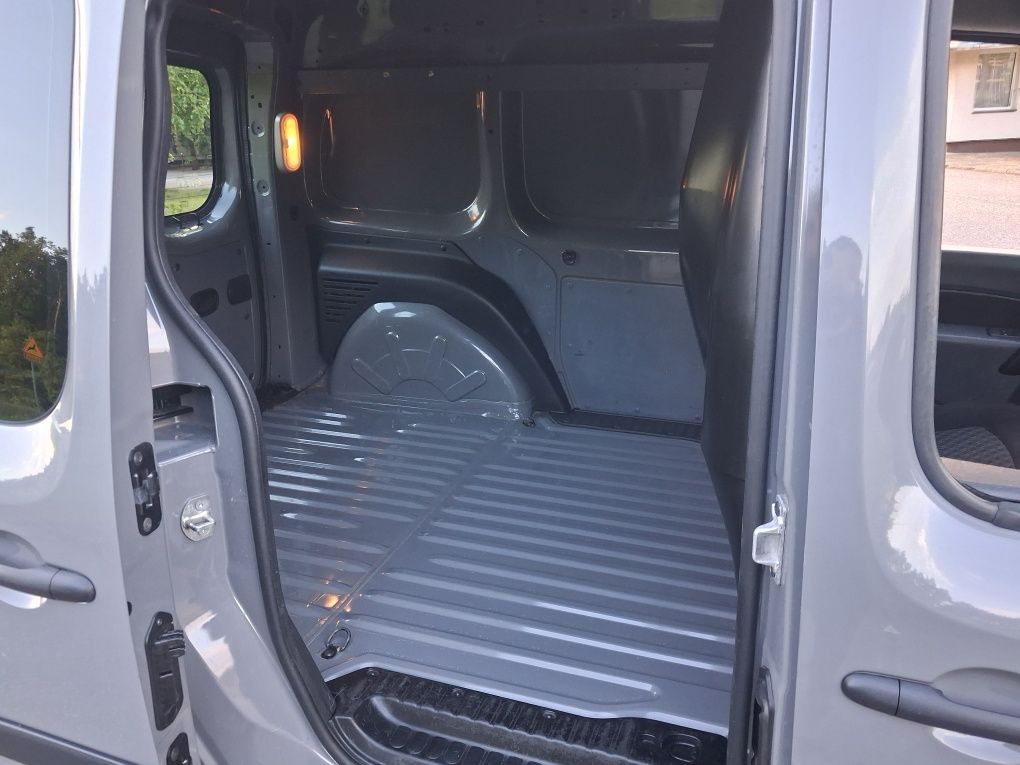 Renault Kangoo 1.5dci 2016r Nowe opony Nowy rozrząd Zarej PL