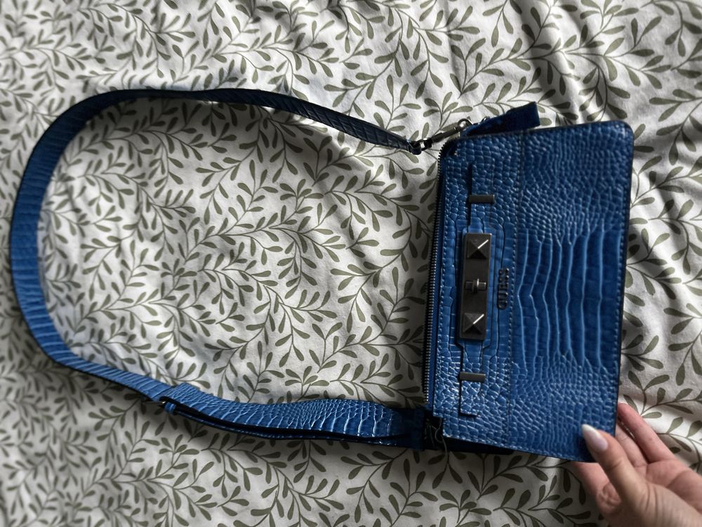 Torebka guess raffie mini print croco