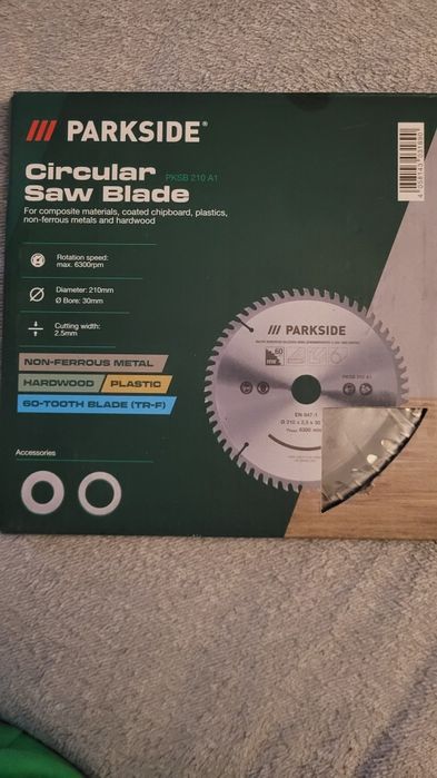 Piła do ukośnicy 210x30