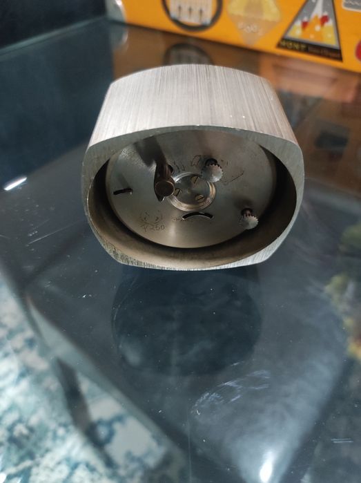 Relógios de corda de secretária