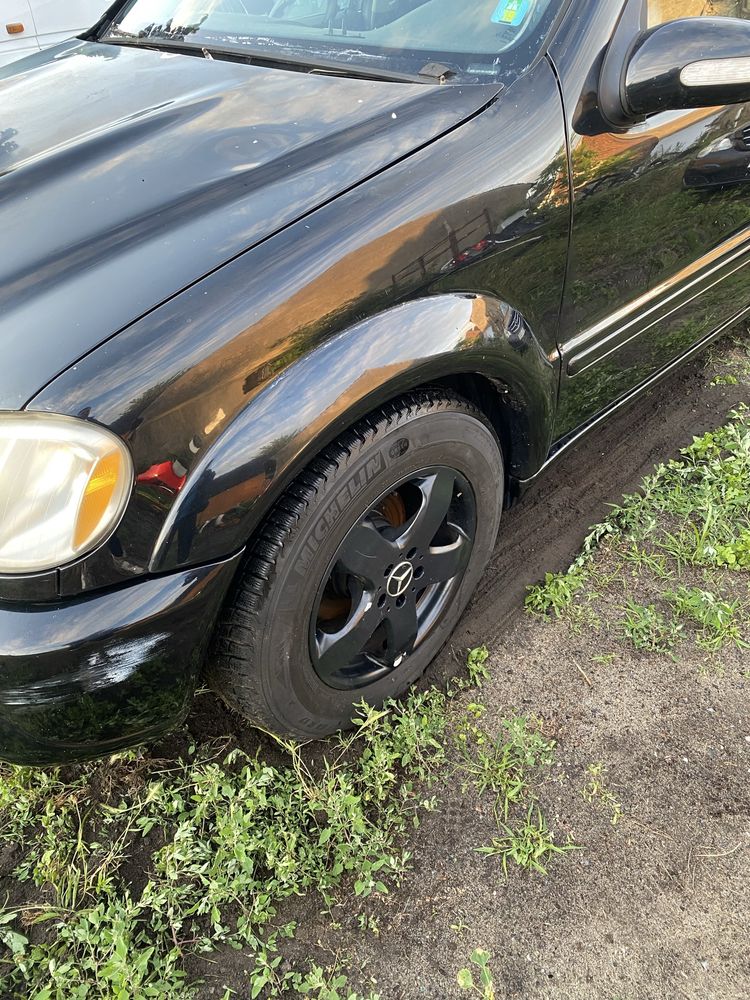 Mercedes ML W163 AMG Maska Przednua