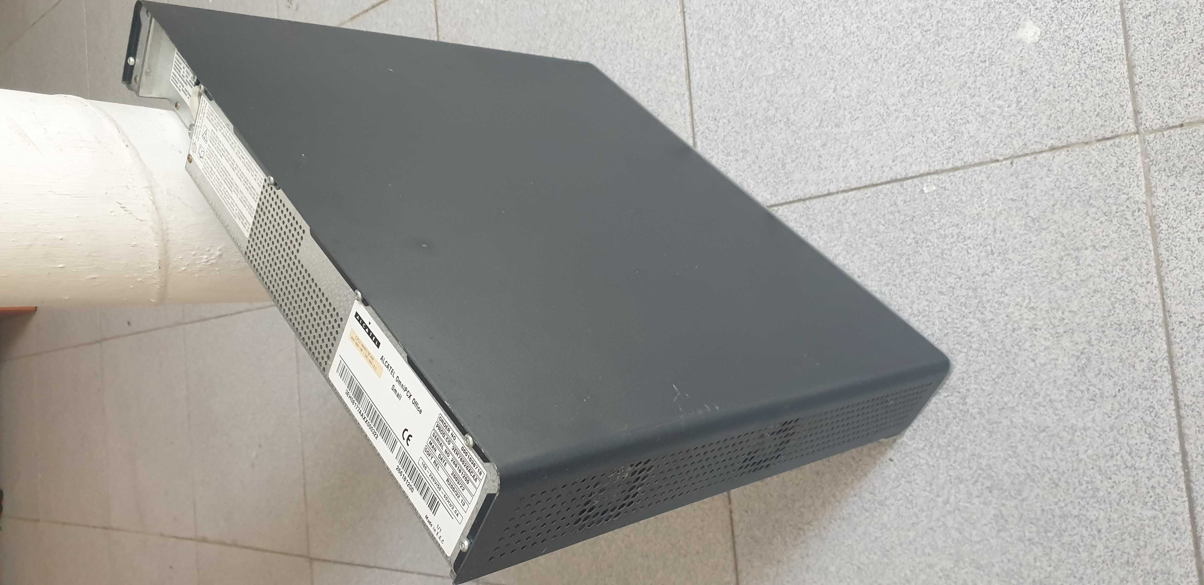 Central telefónica com acessos RDIS