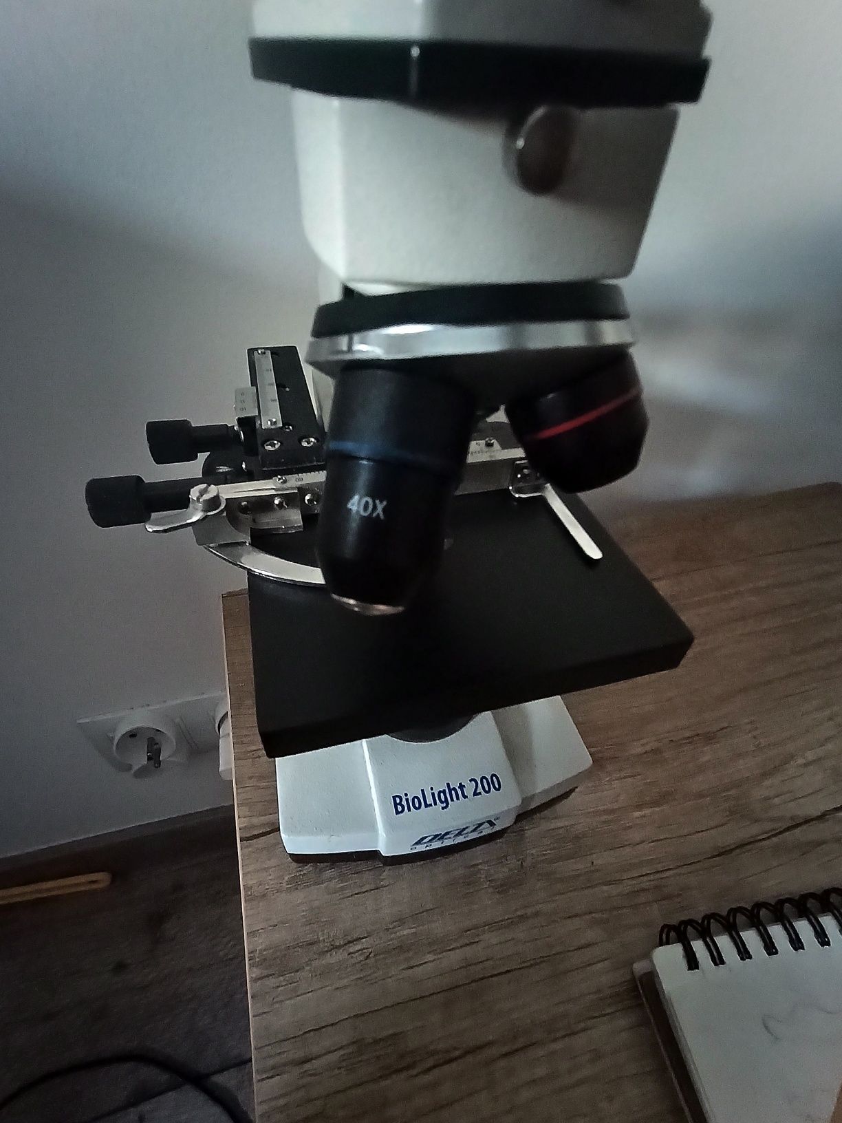 Mikroskop Delta Biolight 200 + dodatki - zestaw