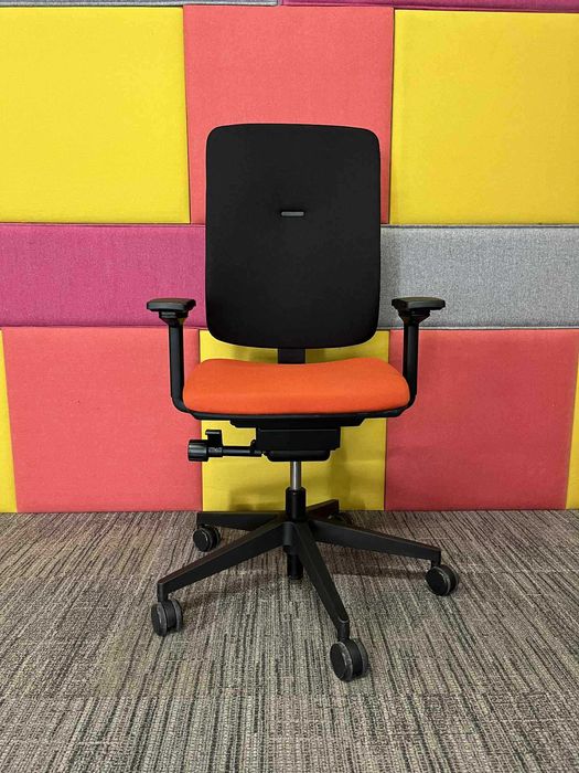 Fotel biurowy obrotowy Steelcase 32 Seconds okazja!