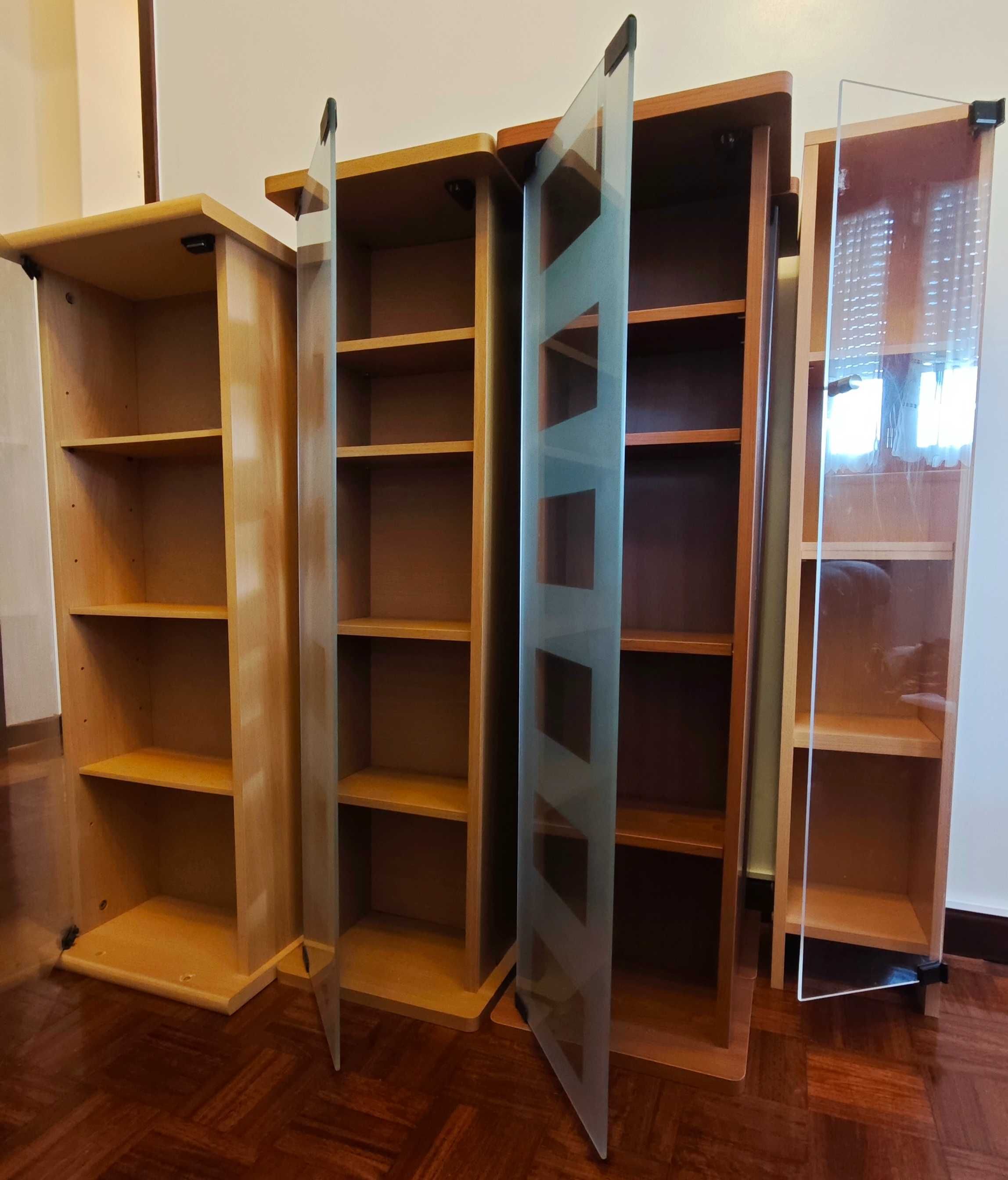 Estante com Porta para guardar DVD's - Várias unidades