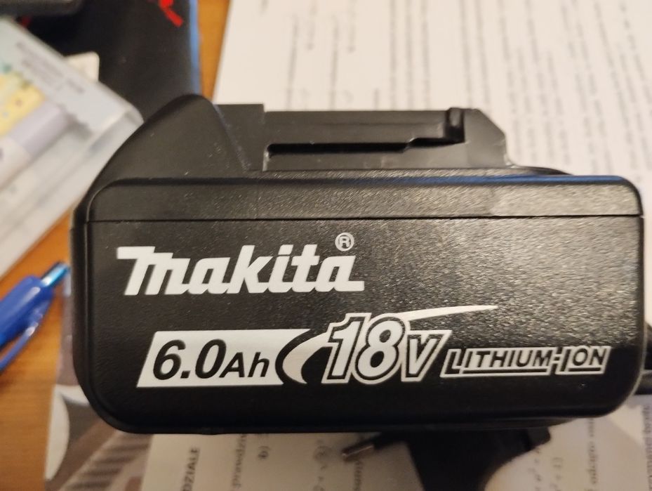 Wyrzynarka akumulatorowa Makita