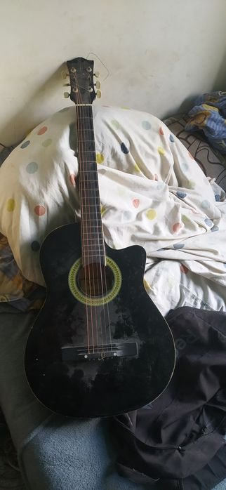 Gitara akustyczna